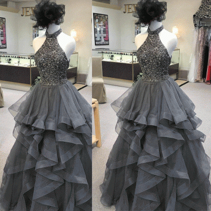 Abendkleider Halter Ball Gown Prom Dresses 2024 Beaded Tiered Black ...