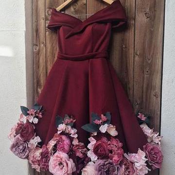 Burgundy Prom Dresses Short Handmade Flowers..