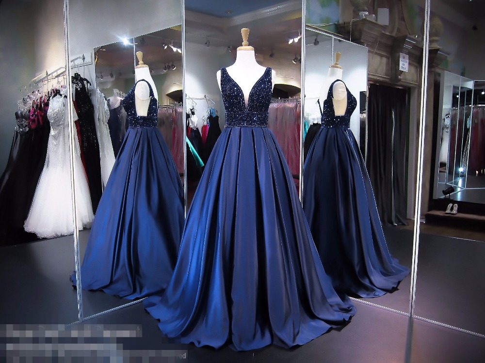 Robes De Cocktail Navy Blue Beaded Prom Dresses Long Satin V Neck Elegant Vintage Prom Gown Vestidos Elegantes Para Mujer