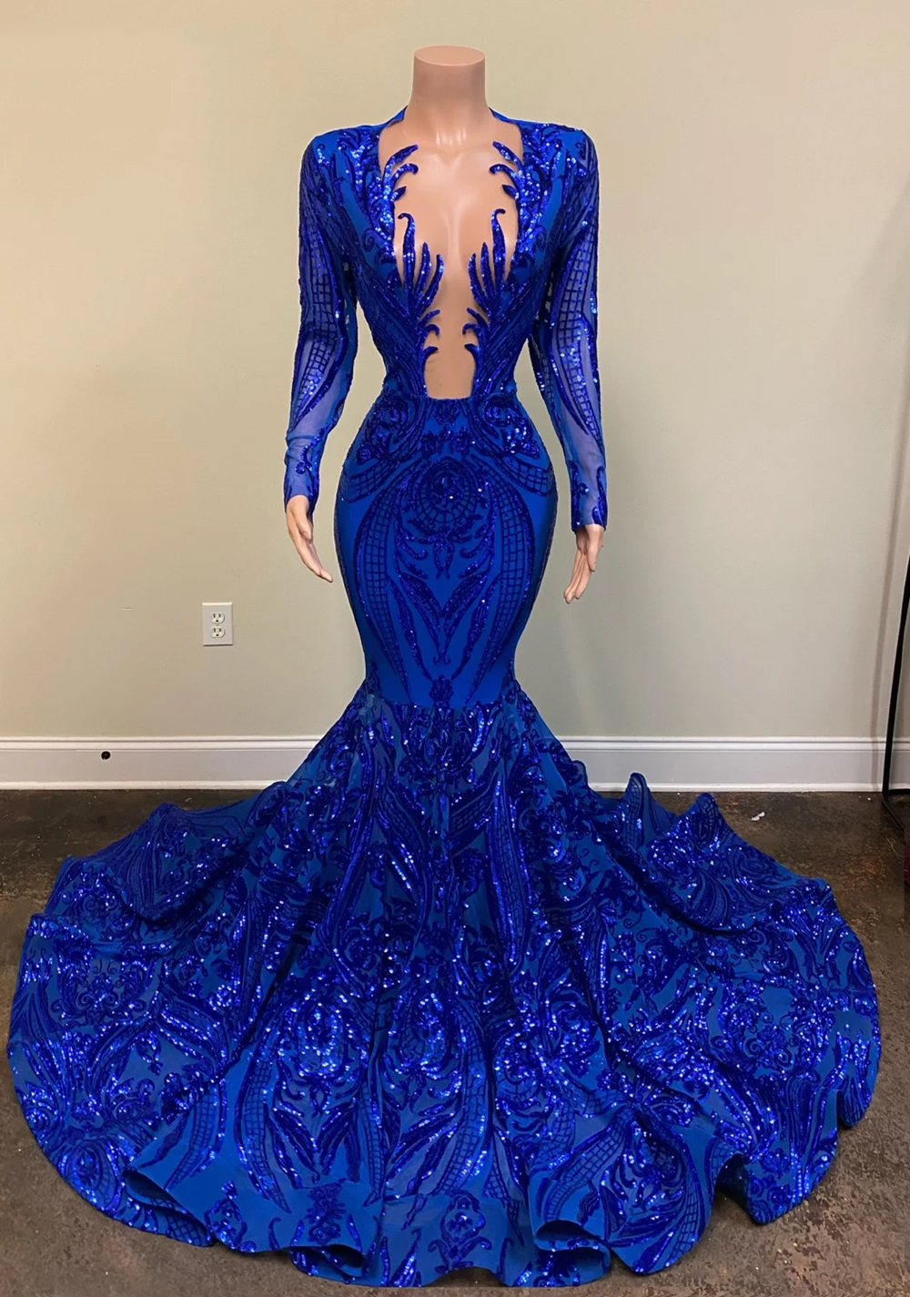 Luxury Royal Blue Evening Dresses Long Sleeve Sparkly Sequin Applique Mermaid Modest Elegant Formal Evening Gown Robe De Soriee