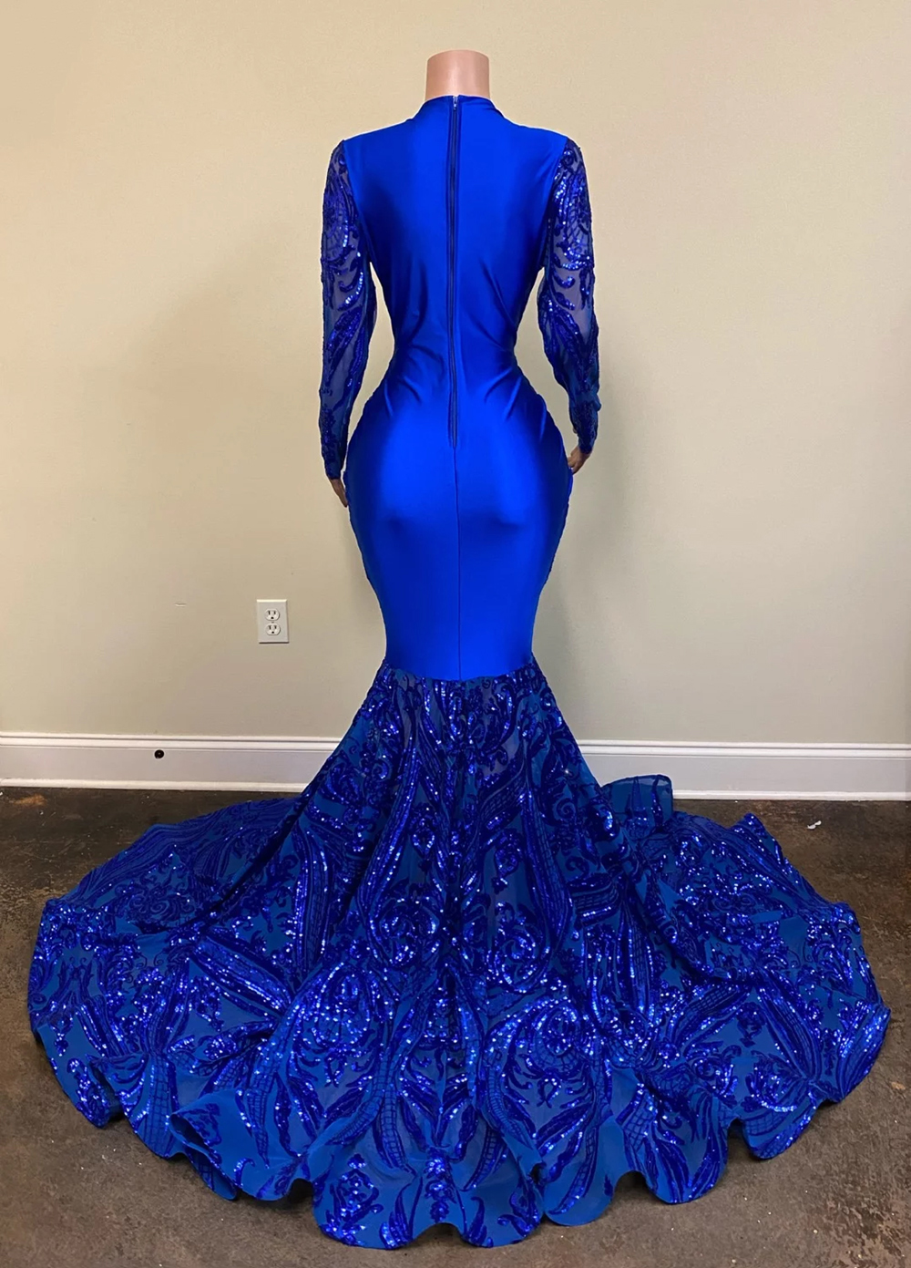 Luxury Royal Blue Evening Dresses Long Sleeve Sparkly Sequin Applique ...