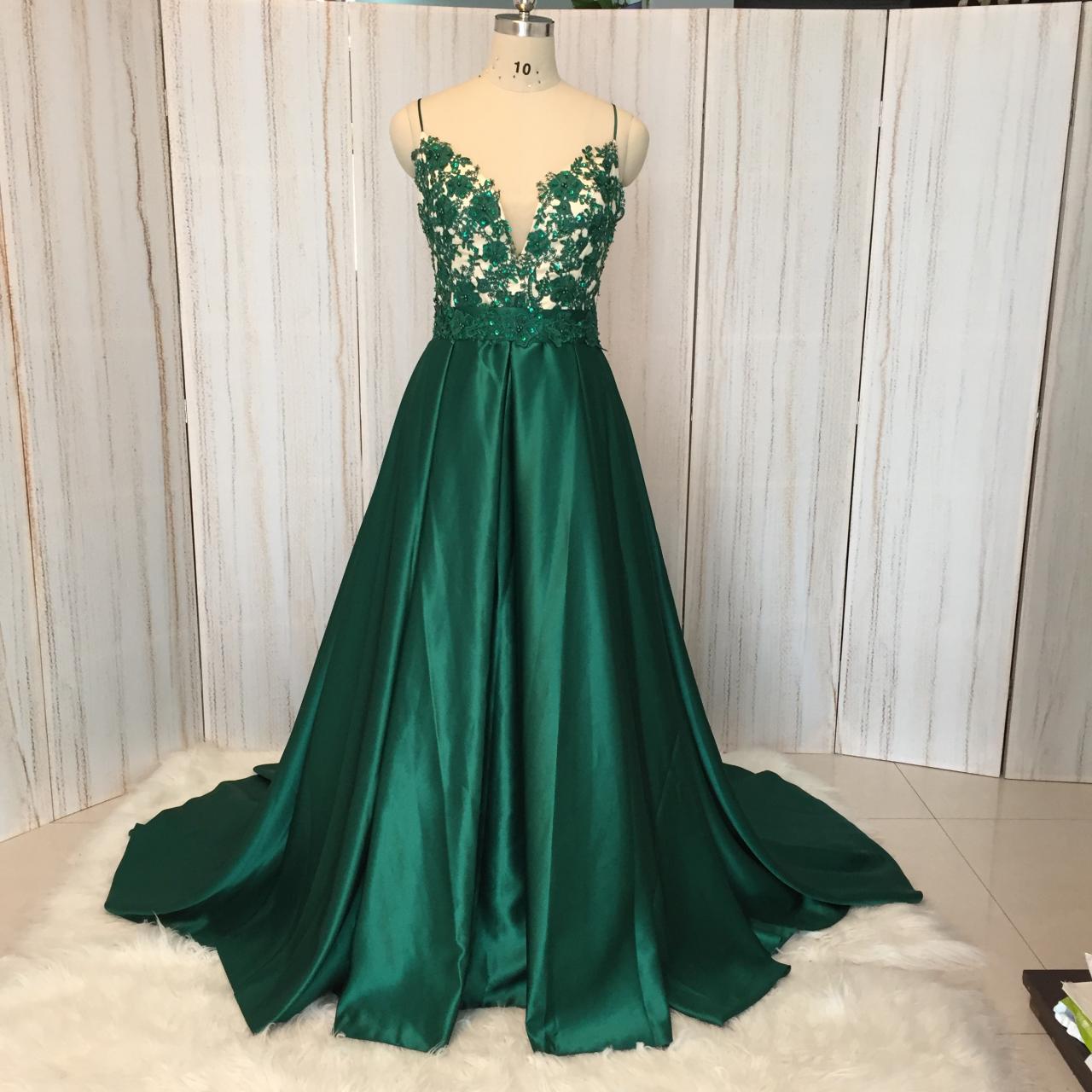 Spaghetti Strap Green Prom Dresses A Line Satin Lace Applique Beaded Elegant Prom Gown Vestidos De Fiesta