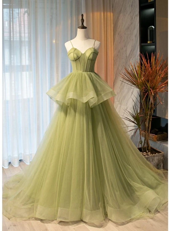 Green Tulle Prom Dresses Long Spaghetti Strap Elegant Tiered A Line Prom Gown Vestido De Fiesta