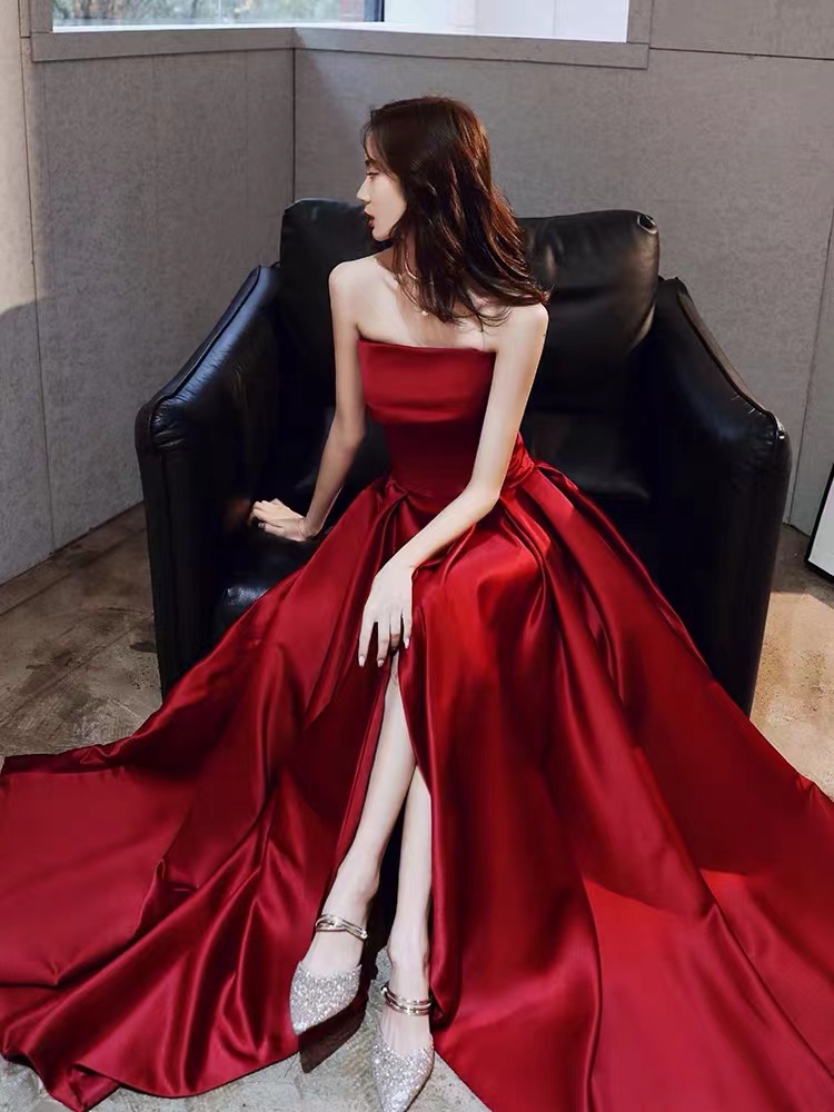 Red Prom Dresses For Women Strapless Satin A Line Simple Elegant Prom Gown With Side Slit Vestidos De Fiesta