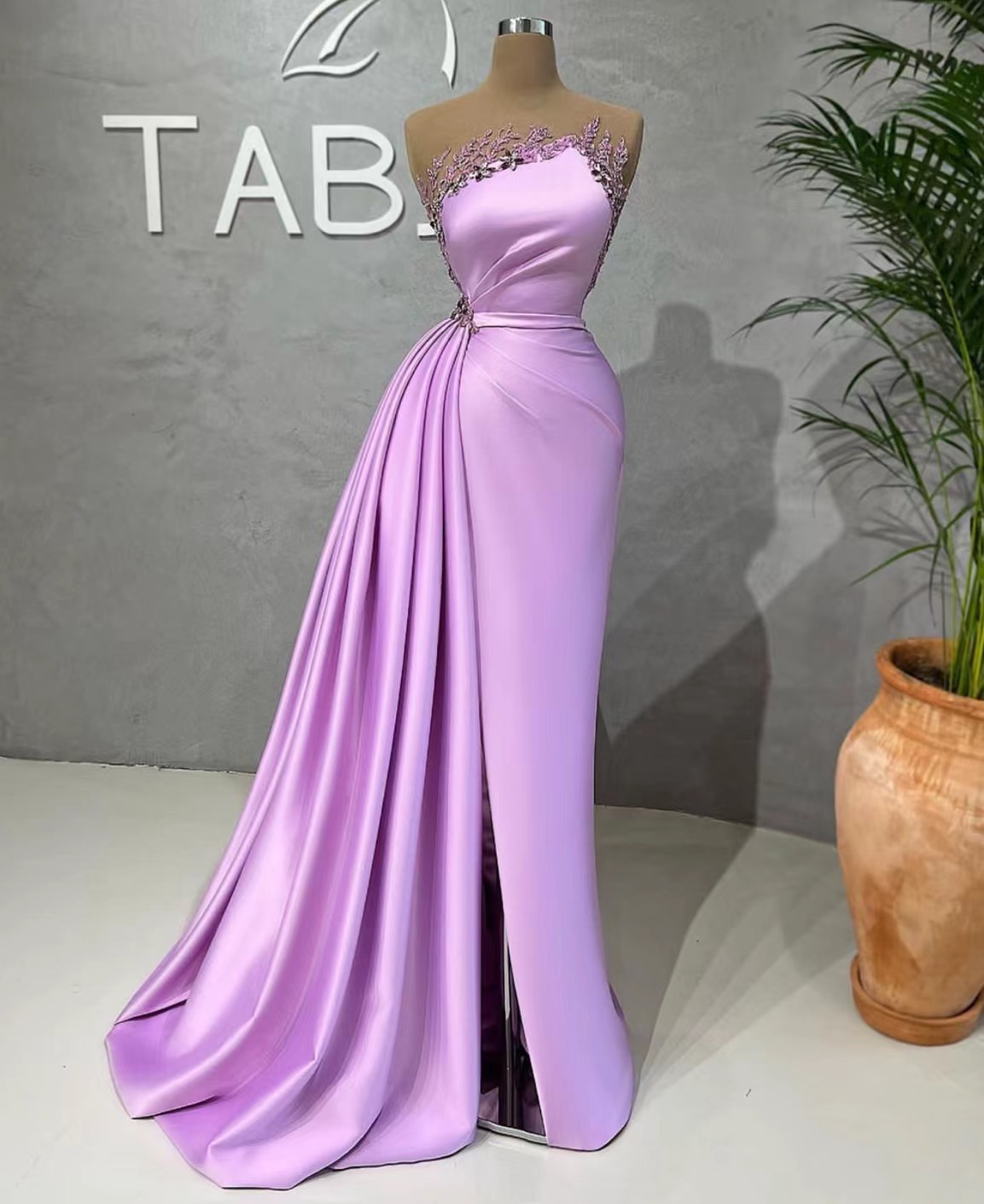 Luxury Simple Prom Dresses Pink Lace Applique Beaded Mermaid Elegant Prom Gown Party Dresses Robe De Soiree De Femme