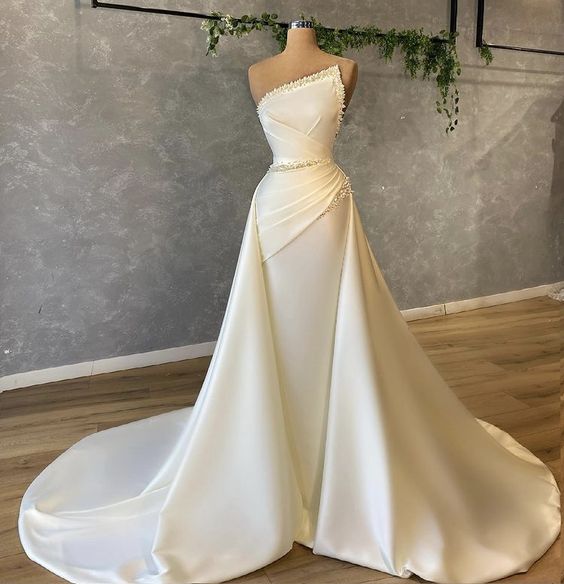 Fashion Bridal Dresses Beaded Peals Elegant Off White Wedding Dresses With Overskirt Vestido De Noiva Wedding Gown Robes De Mariage
