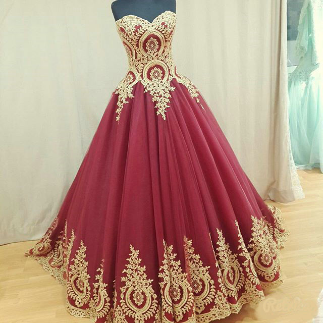 Burgundy Prom Dresses Lace Applique Vintage Sweetheart Neck Tulle Dubai Arabic Prom Gown Robes De Cocktail Vestidos De Fiesta De Longo