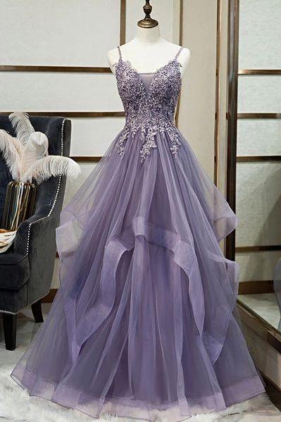 Spaghetti Strap Tulle Prom Dresses Dusty Purple Lace Applique Tiered Elegant Prom Gown Robe De Bal