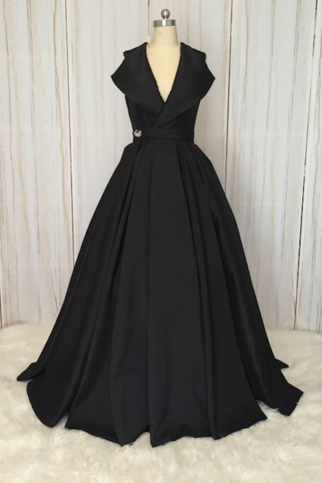 Vintage Prom Dresses Simple Elegant Satin A Line Black Modest Prom Gown Vestido De Fiesta