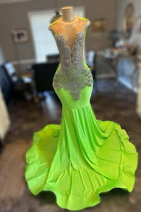 Rhinestone Luxury Prom Dresses 2025 Lime Green Fashion Design Elegant Prom Gowns For Black Girls Diamonds Beading Top Formal Wear Special