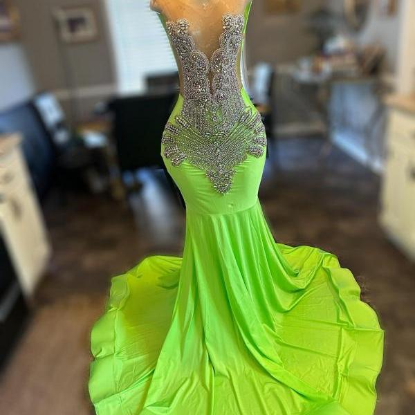 Rhinestone Luxury Prom Dresses 2025 Lime Green Fashion Design Elegant Prom Gowns for Black Girls Diamonds Beading Top Formal Wear Special Occasion Dresses