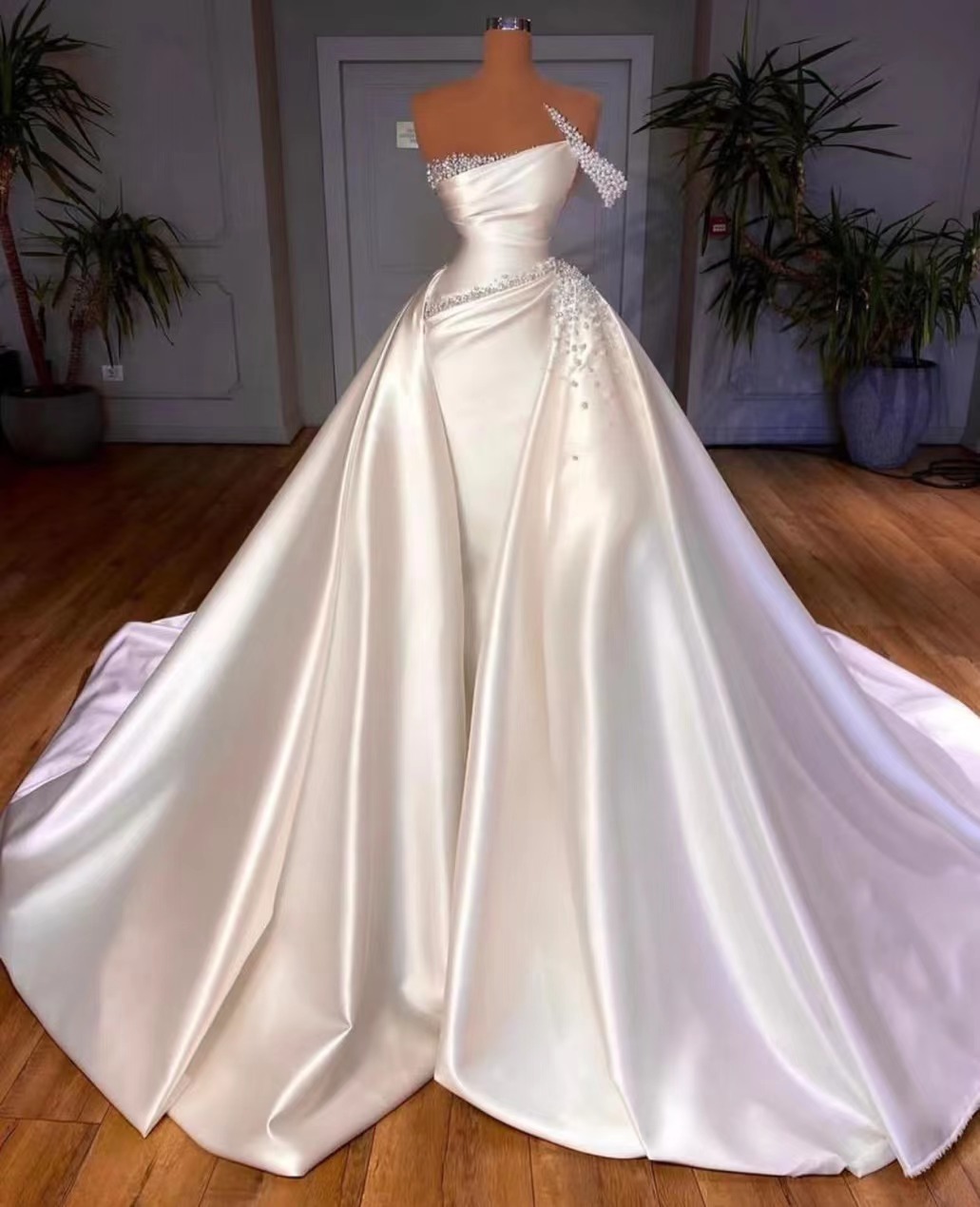 Luxury Wedding Dresses Boho Beaded Peals Elegant Detachable Skirt ...